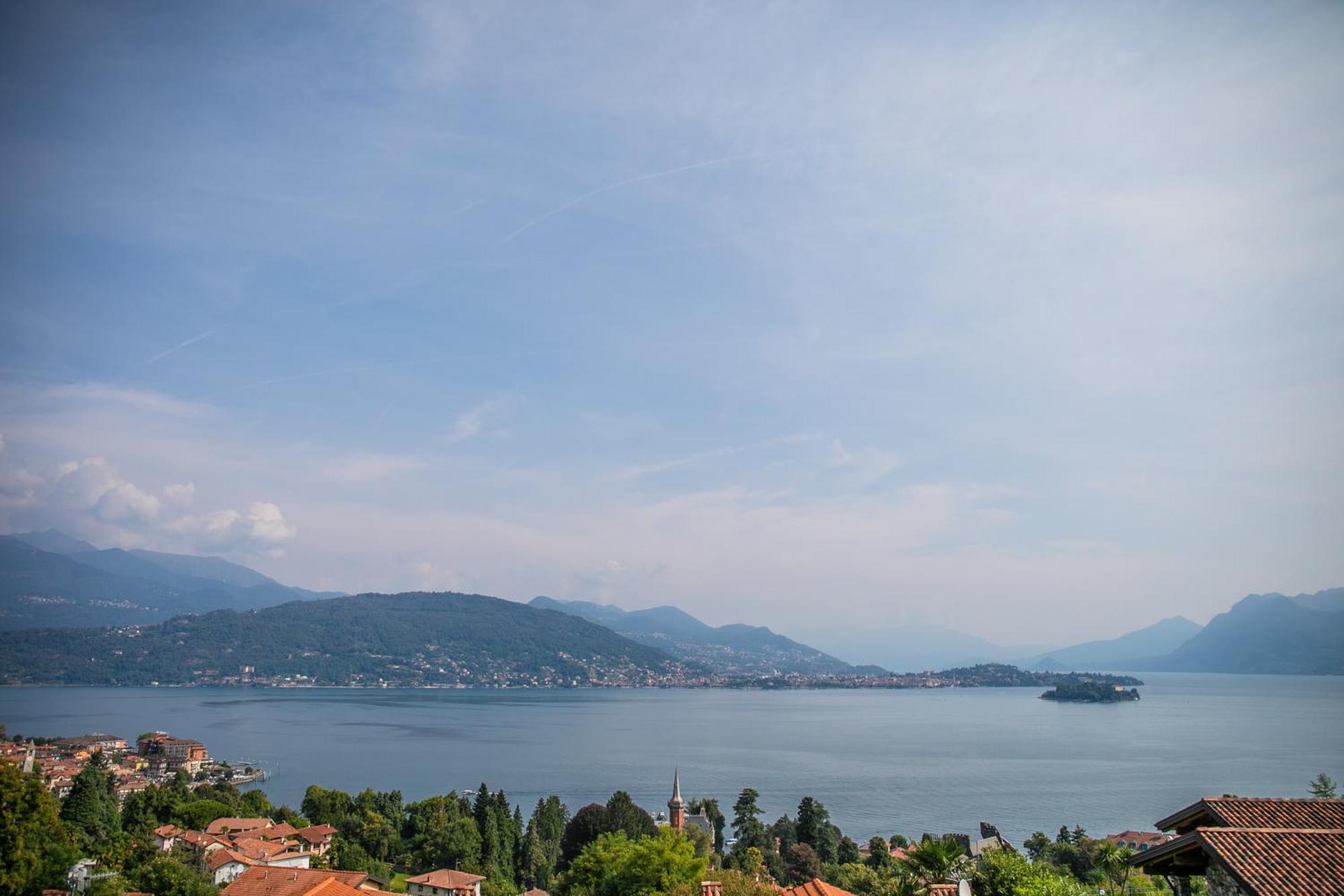 Relax House Baveno Apartment Exterior photo