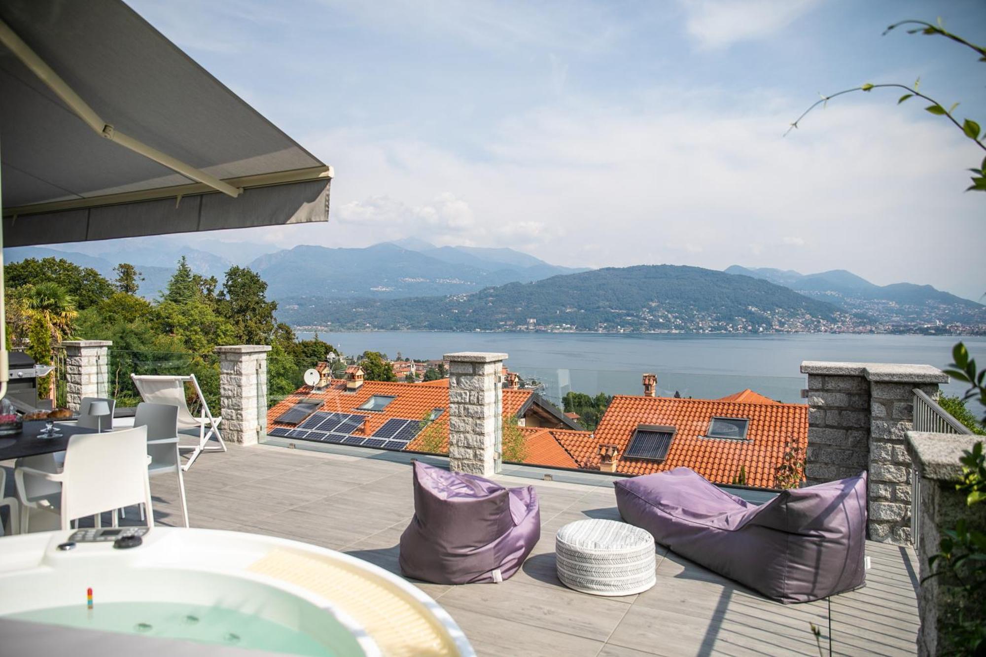 Relax House Baveno Apartment Exterior photo